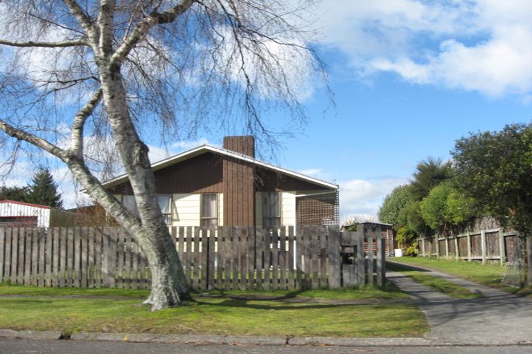 Photo of property in 35 Papua Street, Turangi, 3334
