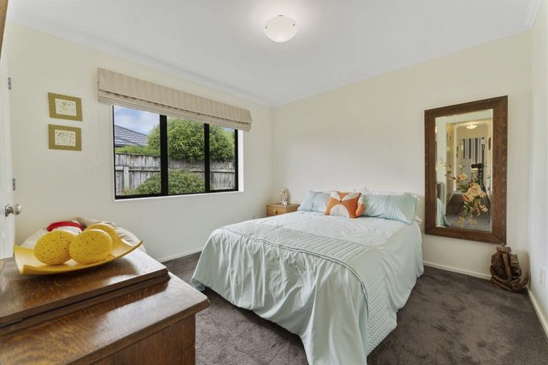 Photo of property in 8 Brookside Close, Highbury, Palmerston North, 4412