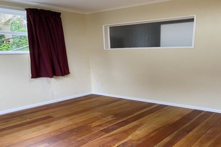 Photo of property in 8 Mira Grove, Paekakariki, 5034