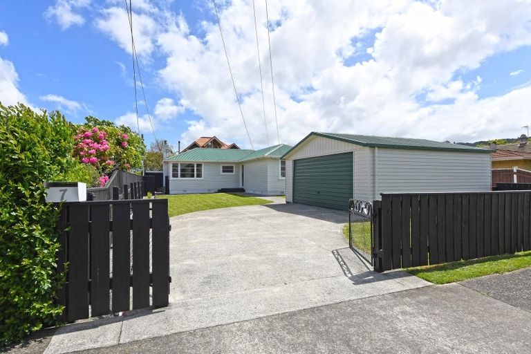 Photo of property in 7 Stephen Street, Trentham, Upper Hutt, 5018