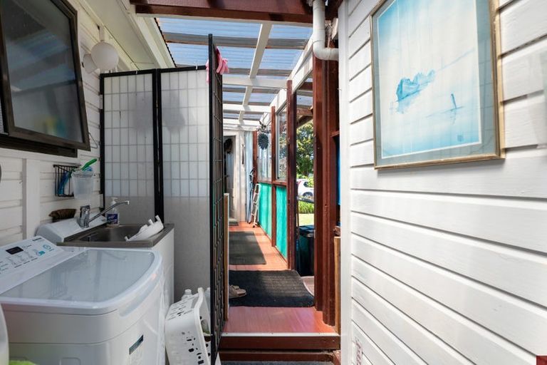 Photo of property in 166 Rangatira Drive, Mangakino, 3421