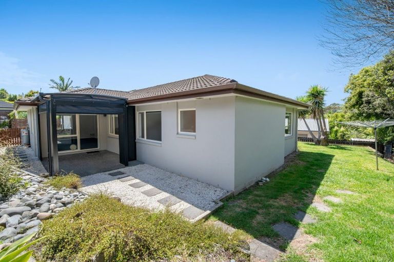 Photo of property in 9 Blue Heron Rise, Stanmore Bay, Whangaparaoa, 0932