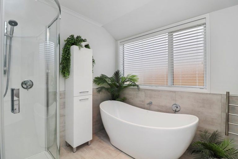 Photo of property in 15 Layla Place, Katikati, 3178