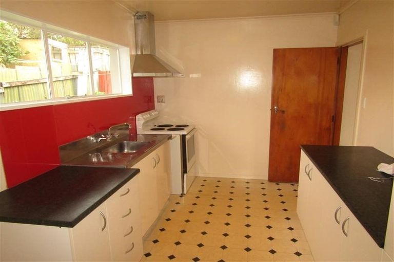 Photo of property in 3 Lerwick Terrace, Melrose, Wellington, 6023