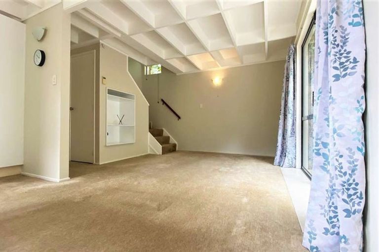 Photo of property in 2/147 Spinella Drive, Bayview, Auckland, 0629