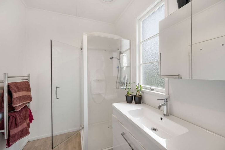 Photo of property in 102 Lucknow Street, Wairoa, 4108