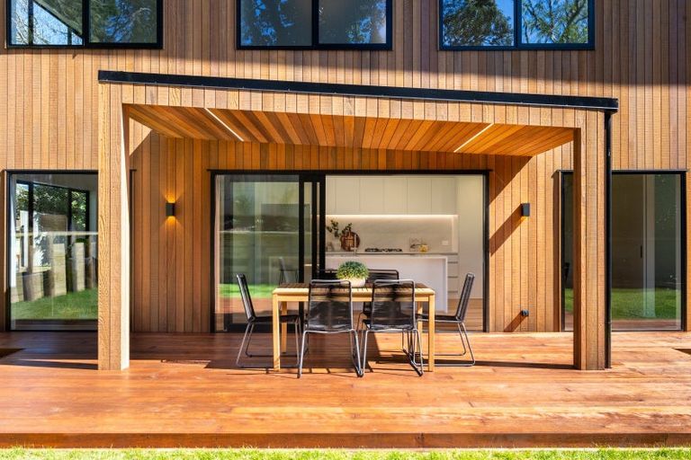 Photo of property in 69a Rimu Road, Raumati Beach, Paraparaumu, 5032