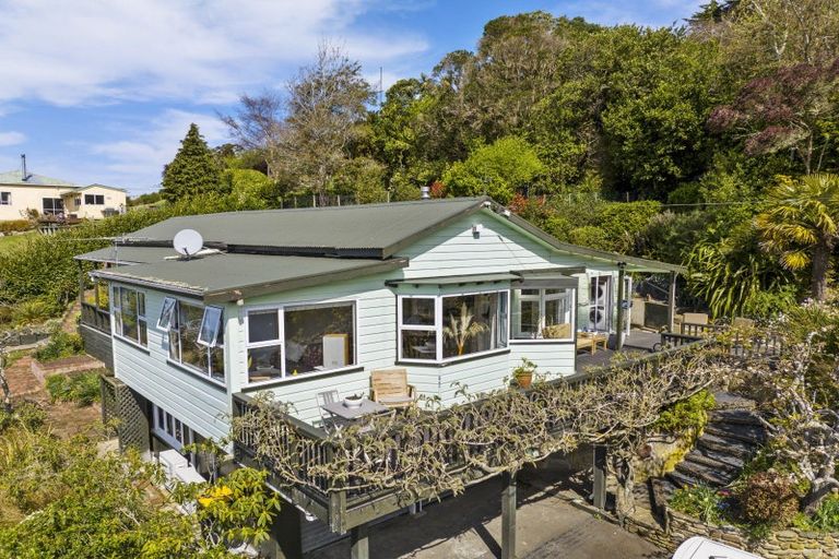 Photo of property in 22 Shandon Street, Roseneath, Port Chalmers, 9023