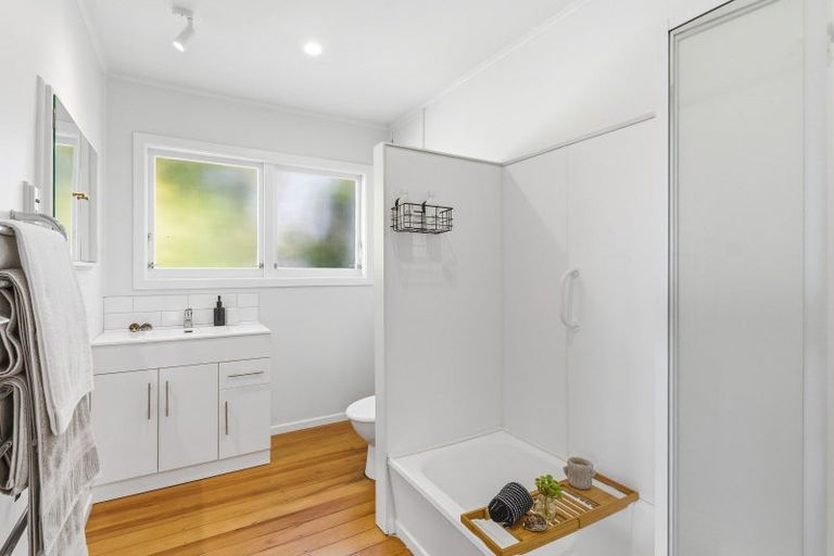 Photo of property in 7 Whyte Street, Paraparaumu Beach, Paraparaumu, 5032