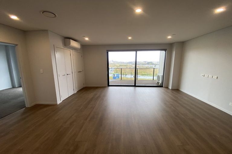 Photo of property in 502/3 Kaipiho Lane, Albany, Auckland, 0632