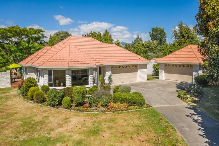 Photo of property in 70 Lea Grove, Levin, 5572