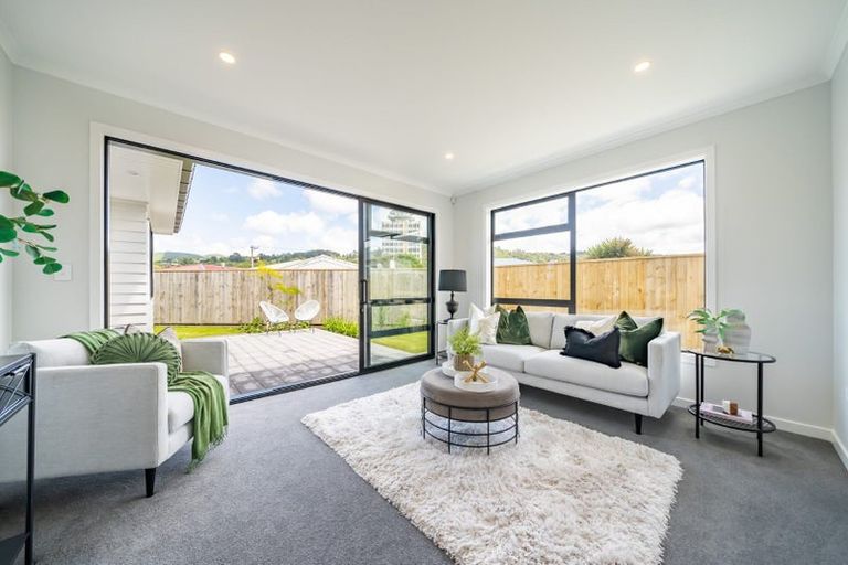 Photo of property in 7 Tarata Lane, Avalon, Lower Hutt, 5011