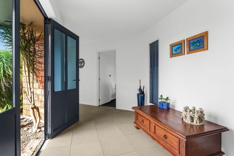 Photo of property in 11 Seascape Avenue, Whitianga, 3510