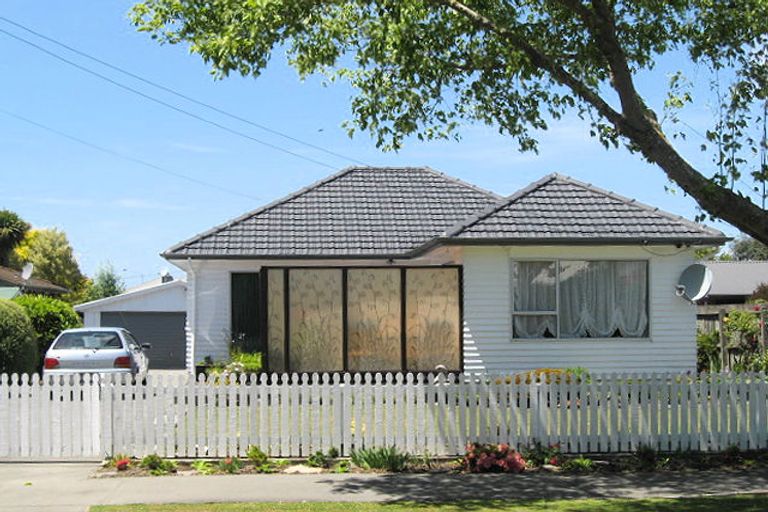 Photo of property in 8 Oakhurst Place, Russley, Christchurch, 8042