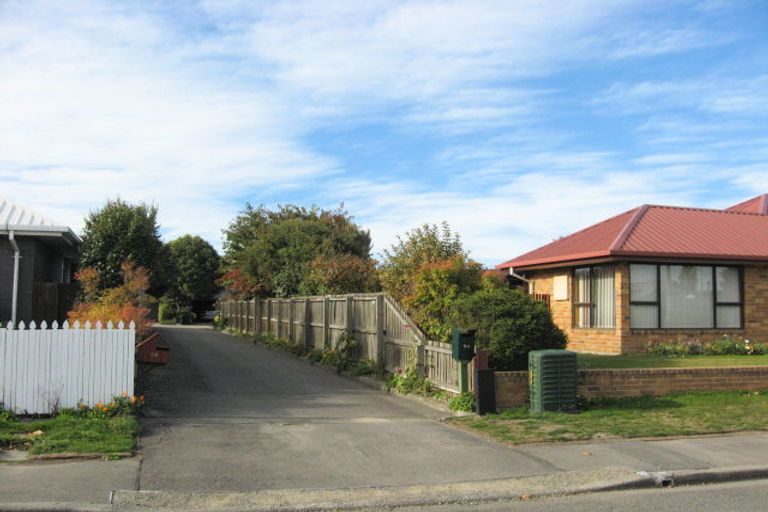 Photo of property in 24 Takaro Avenue, Sockburn, Christchurch, 8042