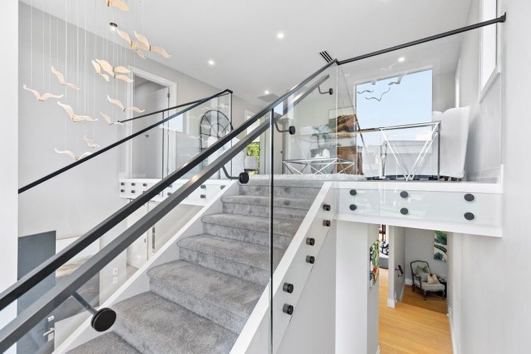 Photo of property in 36 Ara Hills Drive, Wainui, Silverdale, 0992