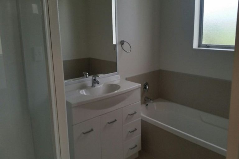 Photo of property in 223 Porchester Road, Takanini, 2112