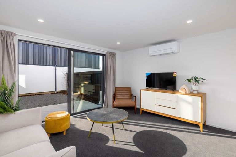 Photo of property in 2/43 Dickens Street, Addington, Christchurch, 8024