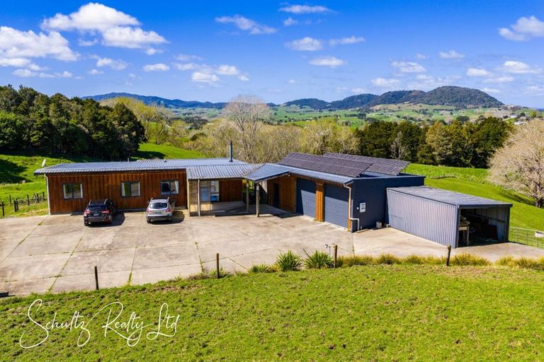Photo of property in 32 Nikau Lane, Maungaturoto, 0520