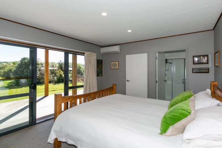 Photo of property in 43 Shoal Beach Road, Aramoana, Waipawa, 4271