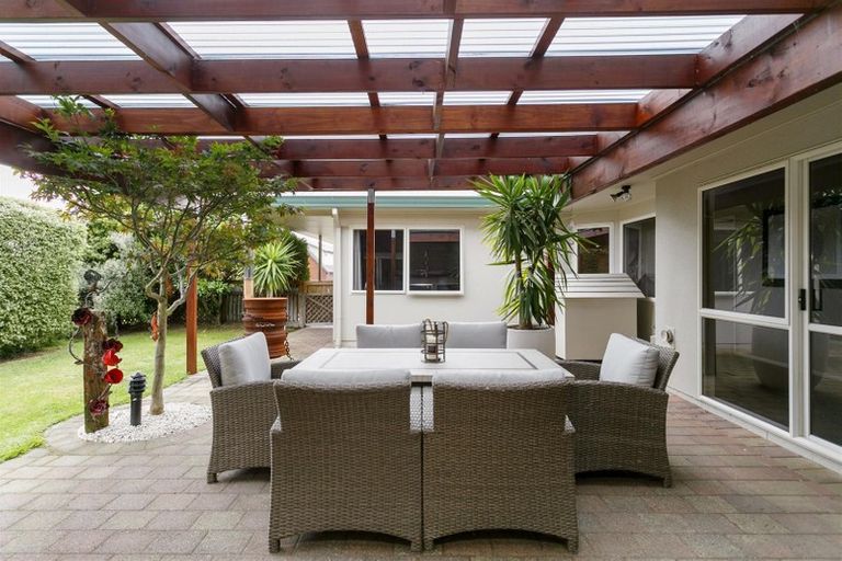 Photo of property in 11 Golders Place, Richmond Heights, Taupo, 3330