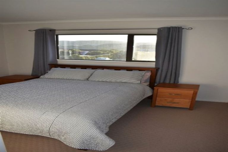 Photo of property in 238 Mark Avenue, Grenada Village, Wellington, 6037