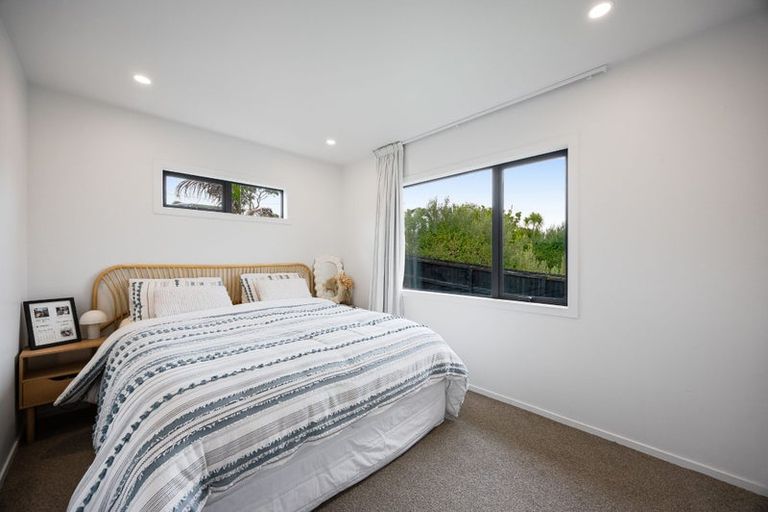 Photo of property in 85b Rosario Crescent, Red Beach, 0932