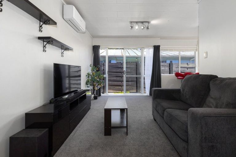 Photo of property in 16b Marere Avenue, Paraparaumu, 5032