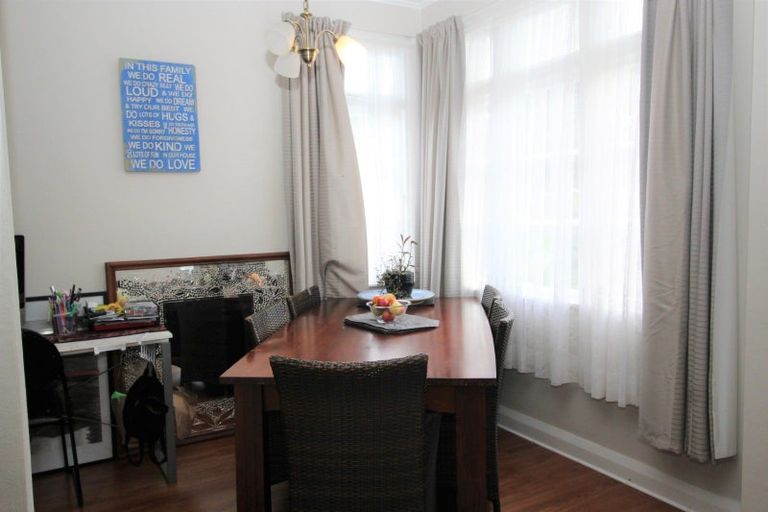 Photo of property in 61 Grey Street, Woodville, 4920