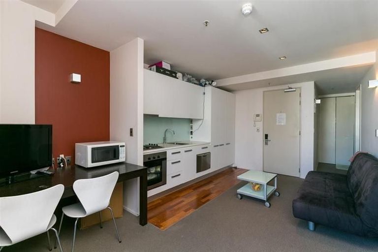 Photo of property in The Wellington Suites, 385/233 Cuba Street, Te Aro, Wellington, 6011