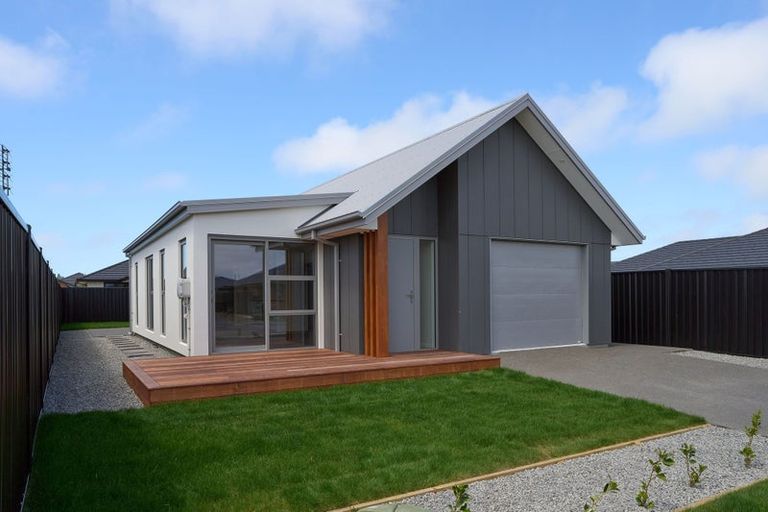 Photo of property in 12 Pender Street, Kaiapoi, 7630