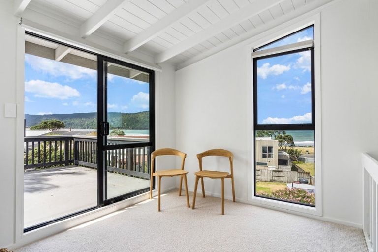 Photo of property in 306b Beverley Terrace, Whangamata, 3620