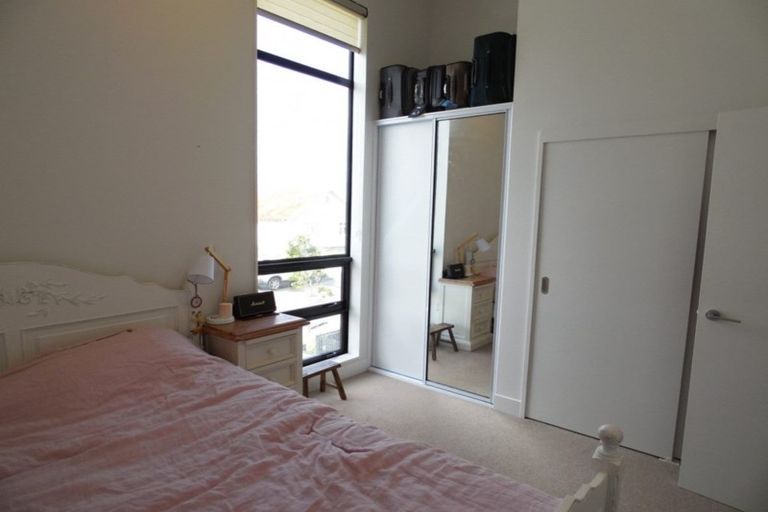 Photo of property in 16 Cochrane Road, Hobsonville, Auckland, 0616