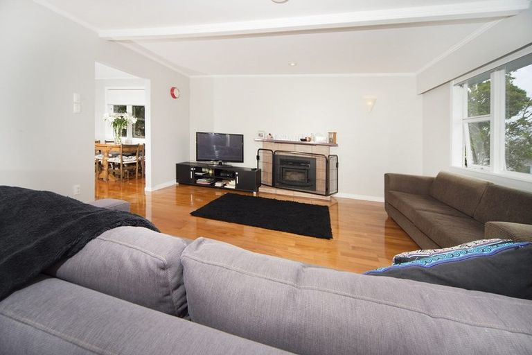 Photo of property in 270 Rangatira Road, Beach Haven, Auckland, 0626