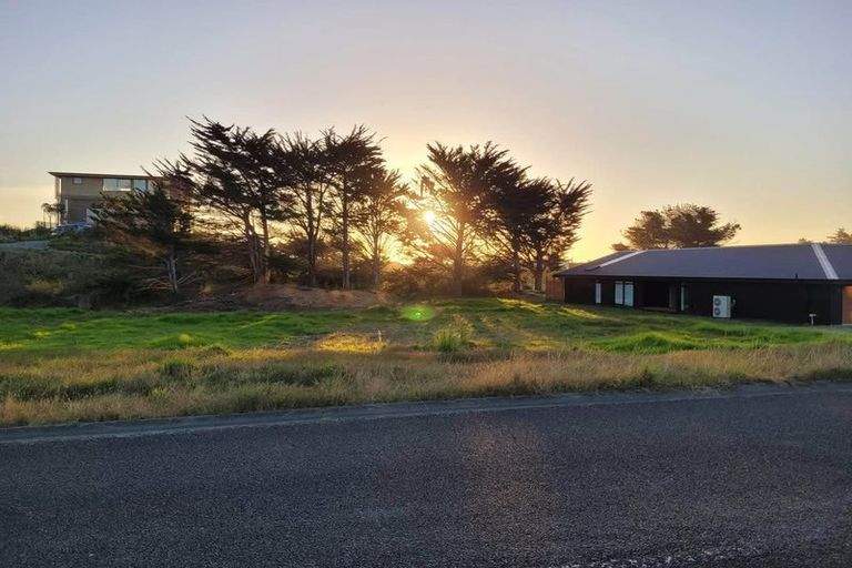 Photo of property in 203 Park Avenue, Waitarere Beach, Levin, 5510