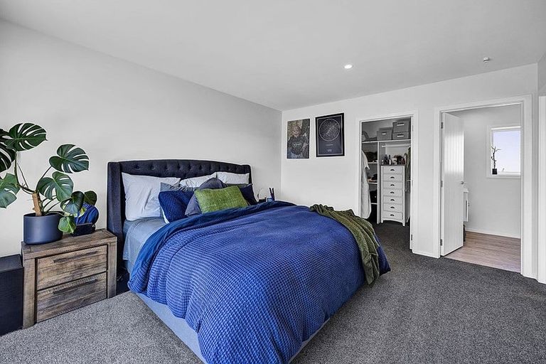 Photo of property in 2 Midsummer Avenue, Stratford, 4332