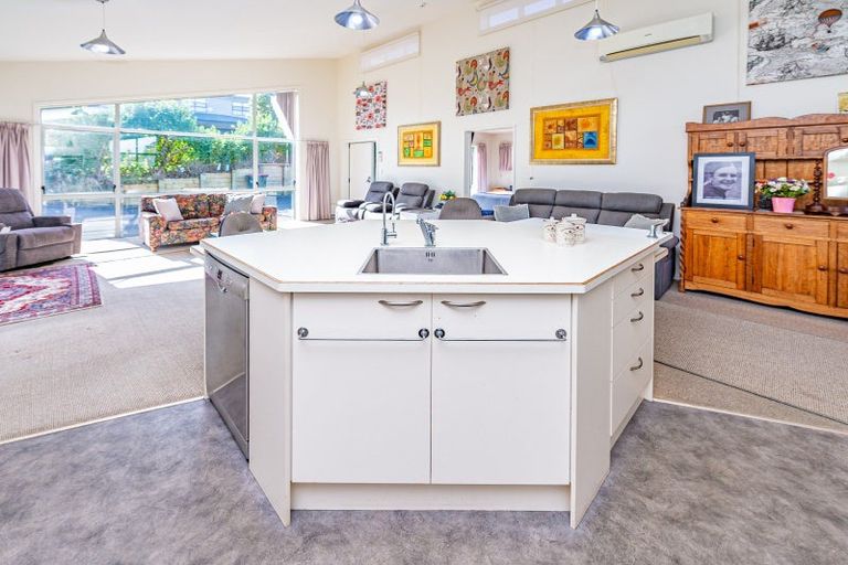Photo of property in 10 Lithgow Drive, Otamatea, Whanganui, 4500
