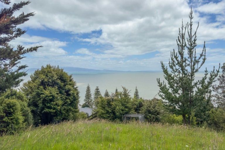 Photo of property in 5 Arthur Road, Ngarimu Bay, Thames, 3575