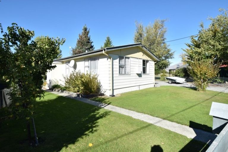 Photo of property in 58 Omahau Crescent, Twizel, 7901