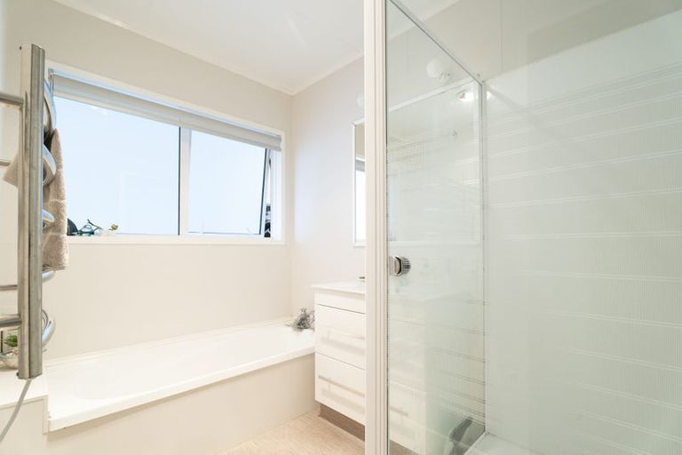 Photo of property in 65 Churton Drive, Churton Park, Wellington, 6037