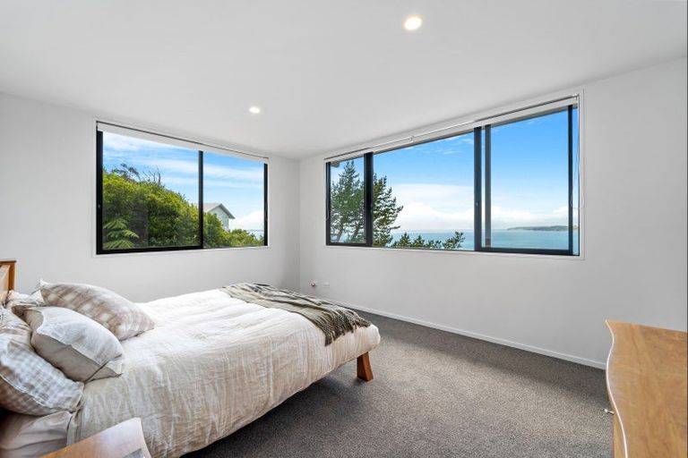 Photo of property in 11b Duncansby Road, Stanmore Bay, Whangaparaoa, 0932