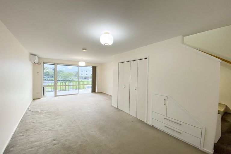Photo of property in 4/1 Opito Way, East Tamaki, Auckland, 2013