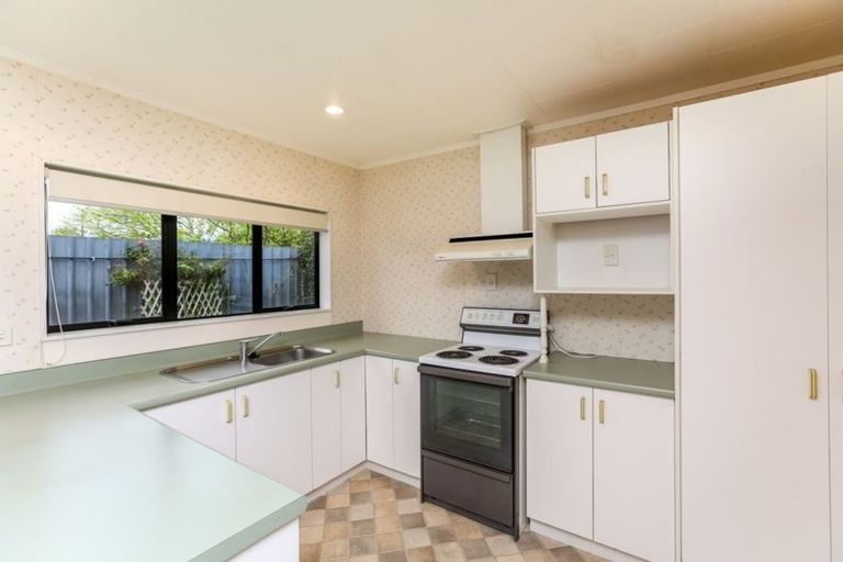 Photo of property in 1/217 Coronation Avenue, Welbourn, New Plymouth, 4310