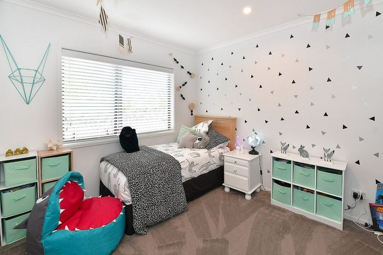 Photo of property in 27 The Circle, Manly, Whangaparaoa, 0930