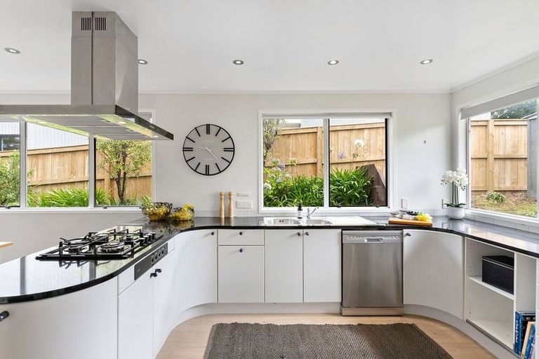 Photo of property in 4 Bain Place, Bucklands Beach, Auckland, 2014