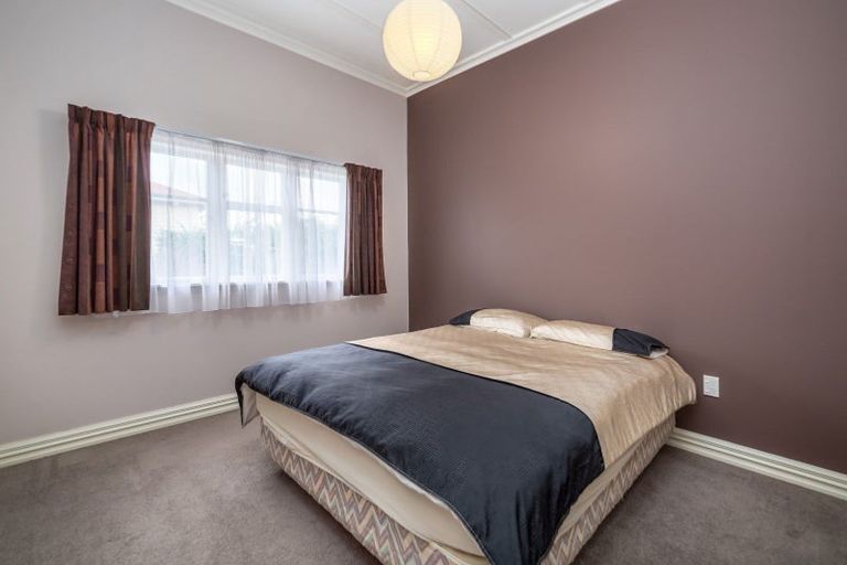 Photo of property in 24 Wyndham Street, Carterton, 5713