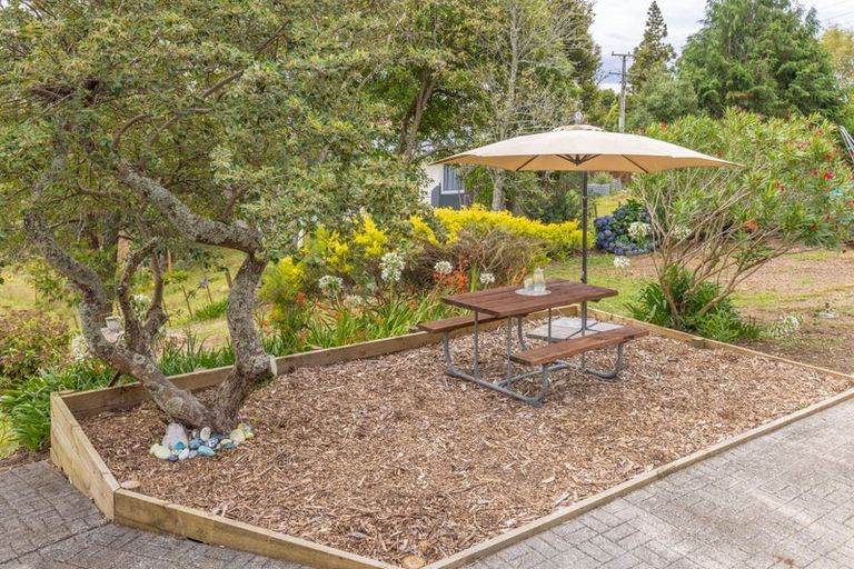 Photo of property in 14 Hillside Heights Road, Huntly, 3771