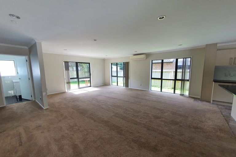 Photo of property in 813 Te Atatu Road, Te Atatu Peninsula, Auckland, 0610