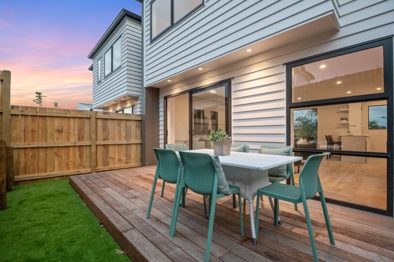 Photo of property in 4f Meadowvale Avenue, Forrest Hill, Auckland, 0620