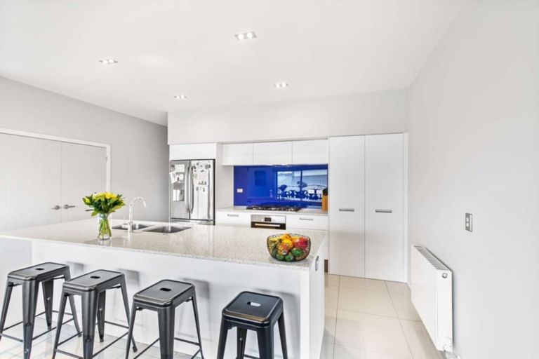 Photo of property in 20 Paparoa Crescent, Aotea, Porirua, 5024